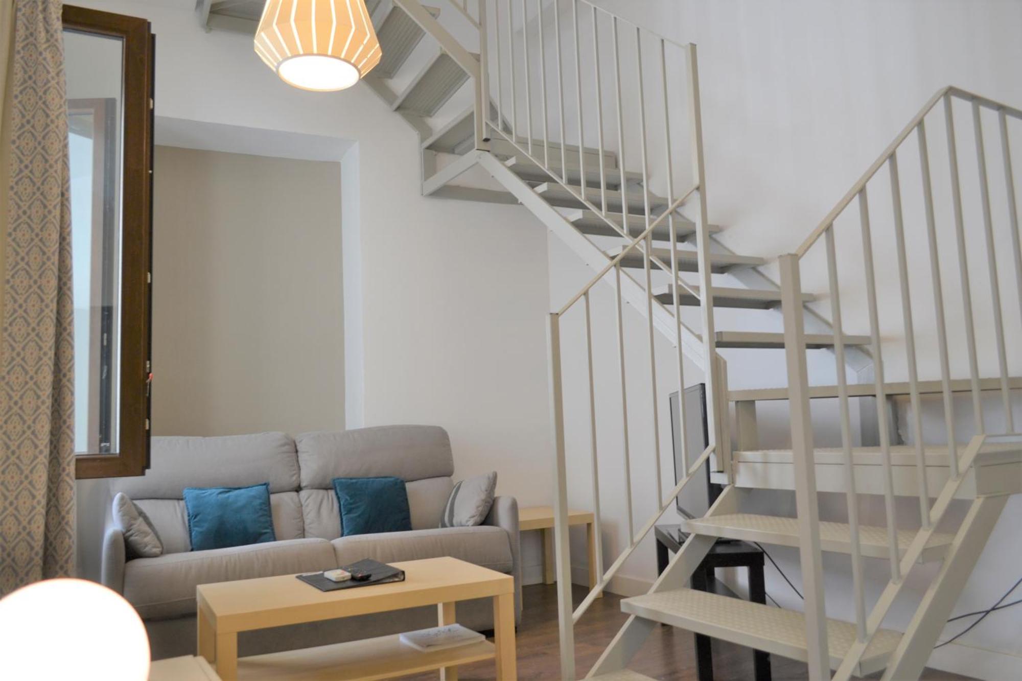 Sunshine Barroso Centro Apartment